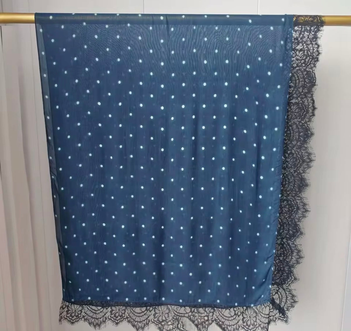Lace Modal