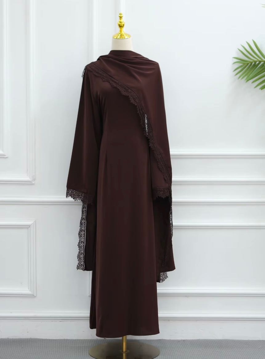 Soraya Lace Abaya