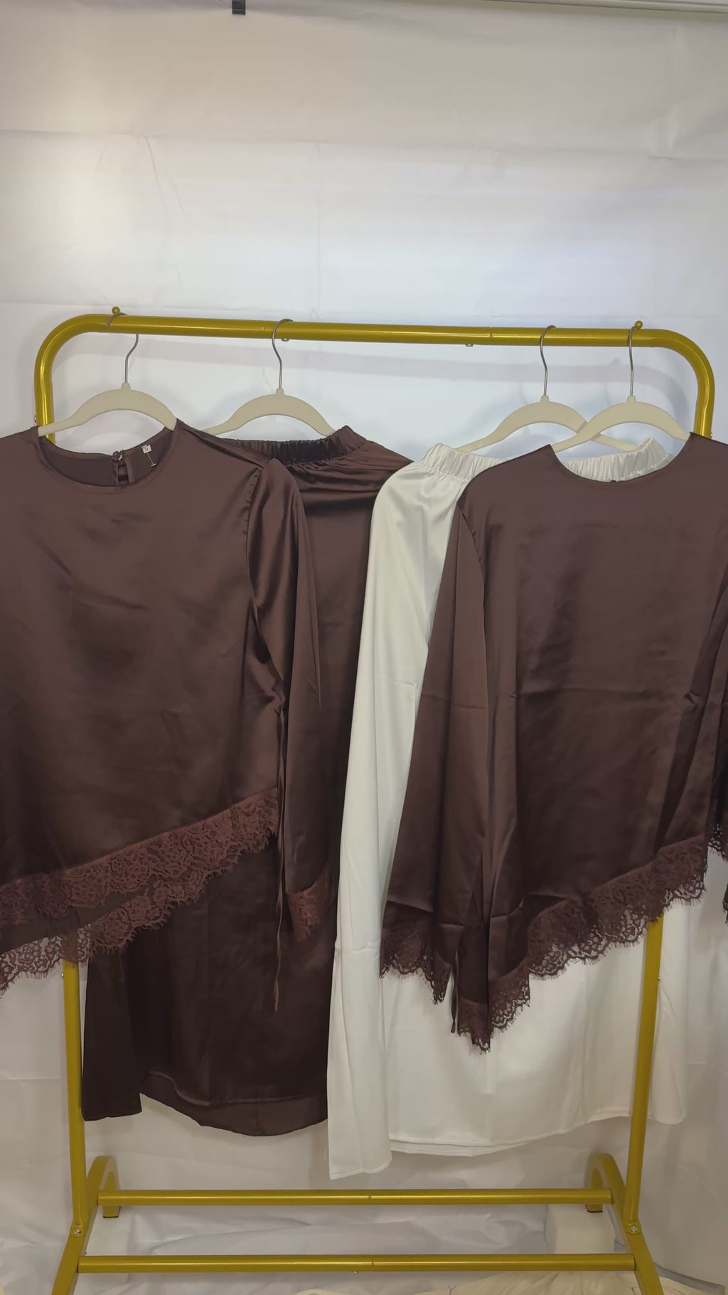 Noura Satin Lace Set